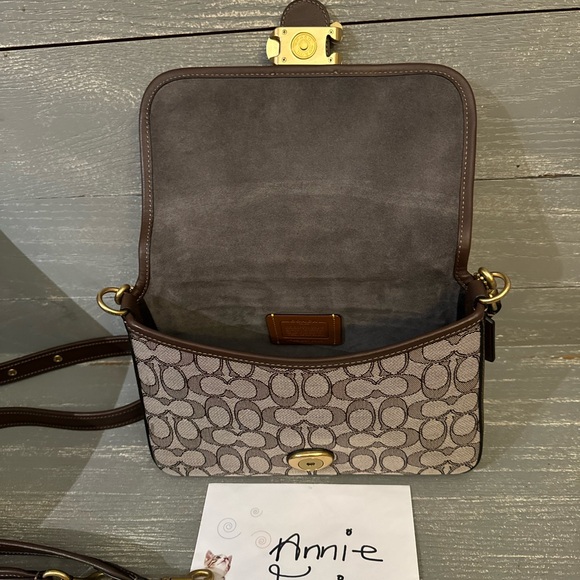 Coach Signature Jacquard Maple Soft Tabby - Picture 9 of 12